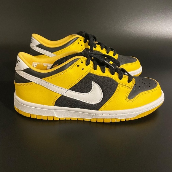 Nike Shoes - Nike Dunk Low